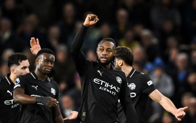 开云app-论及时进补的重要性：曼城靠中途“开斋”紧咬阿森纳